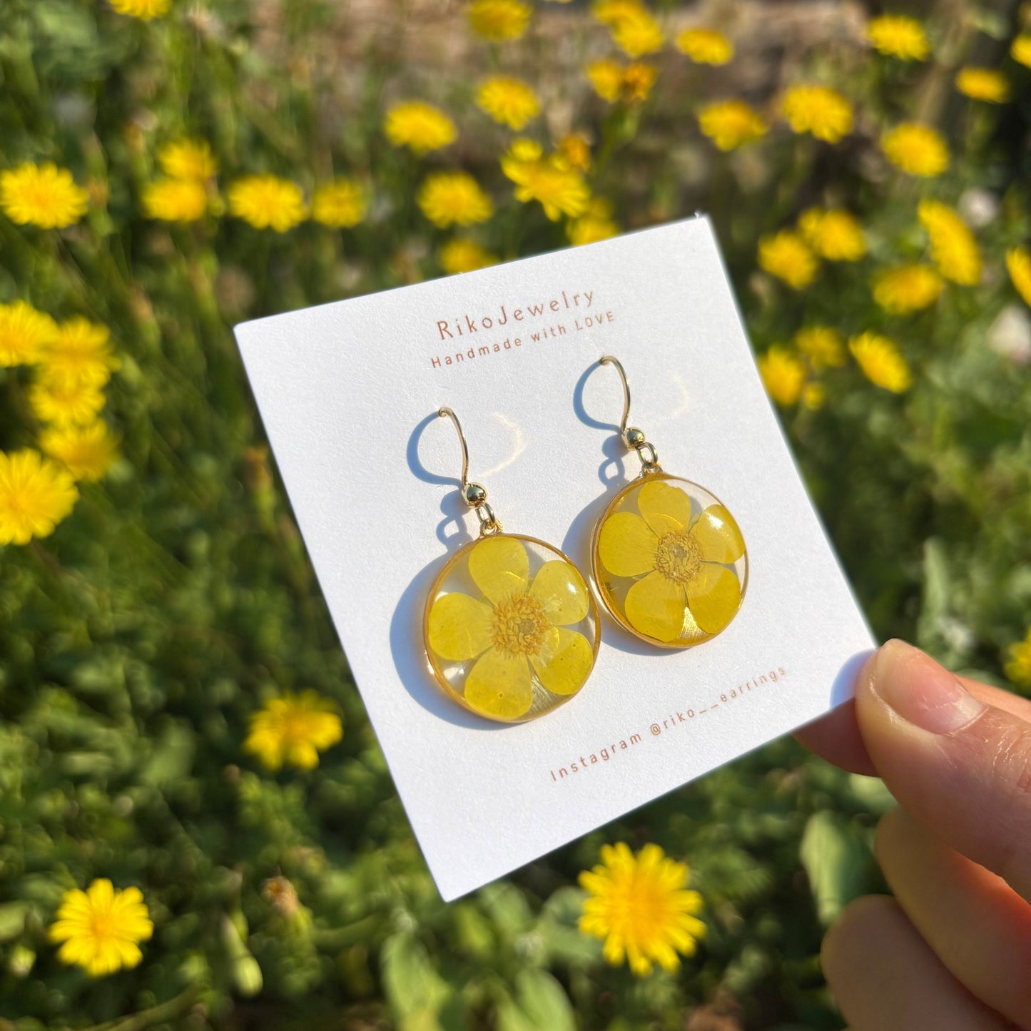 Buttercup flowers round shaped earrings