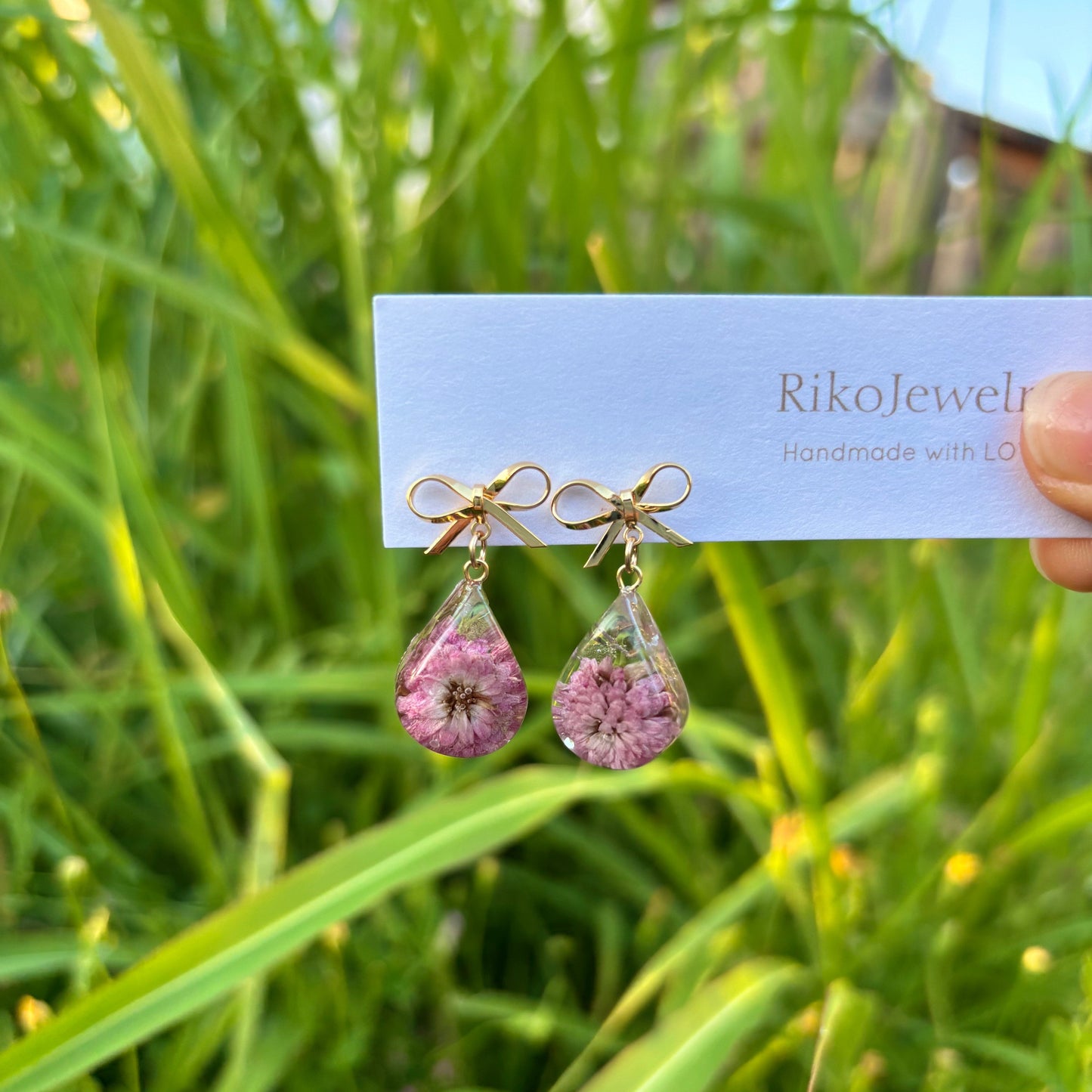 Ribbon purple chrysanthemum mini teardrop earrings