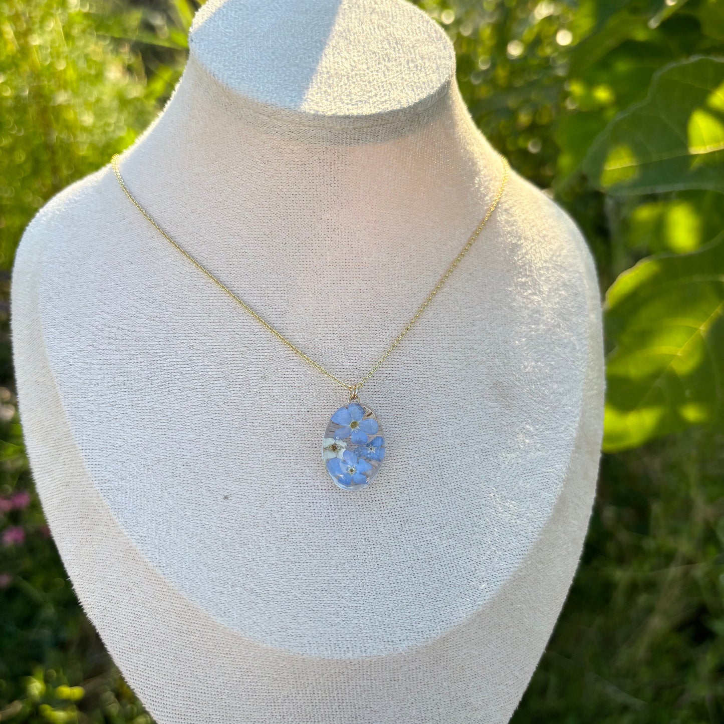 Forget me nots and white alyssum flowers necklace