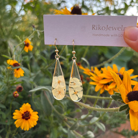 Parish's poppy long teardrop shaped Earrings