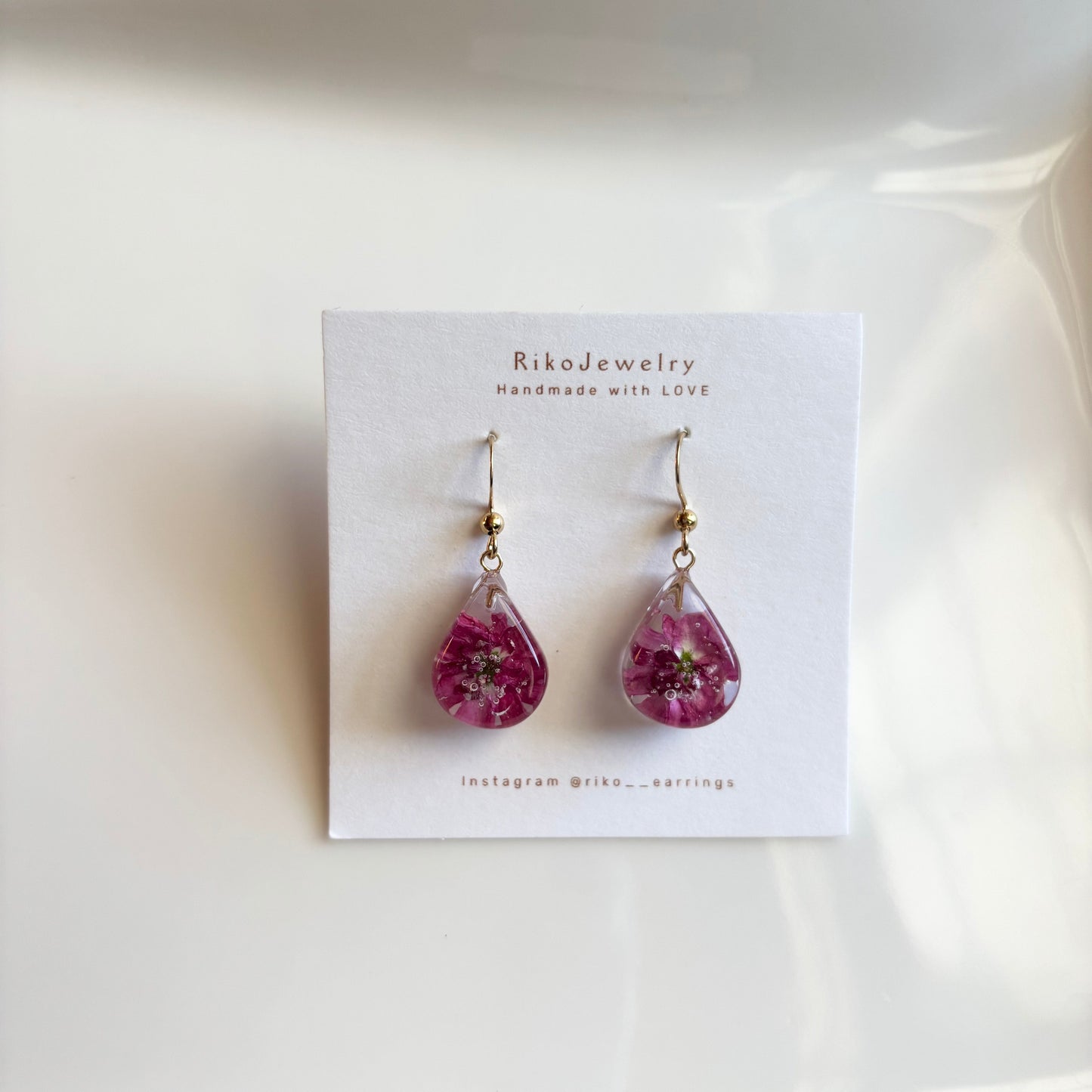 Paul's Scarlet mini teardrop shaped earrings
