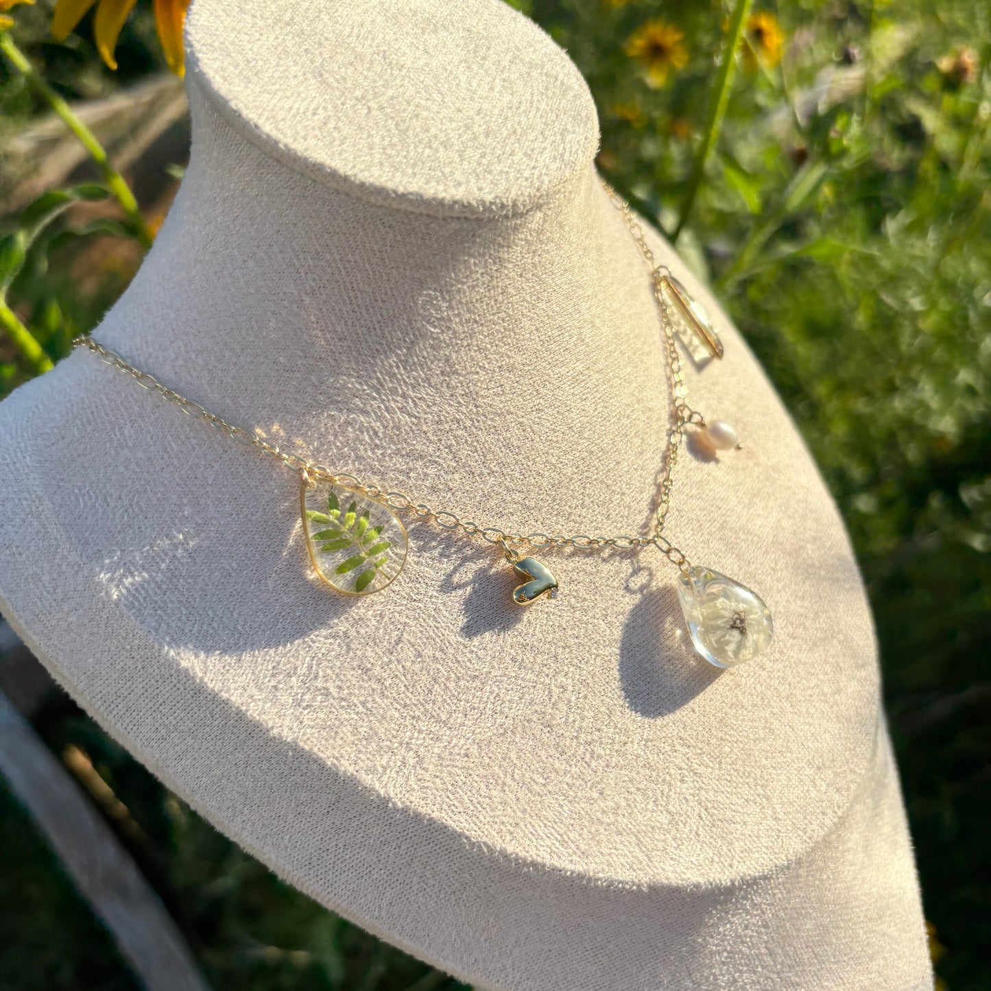 Pearl flower garden Charms necklace