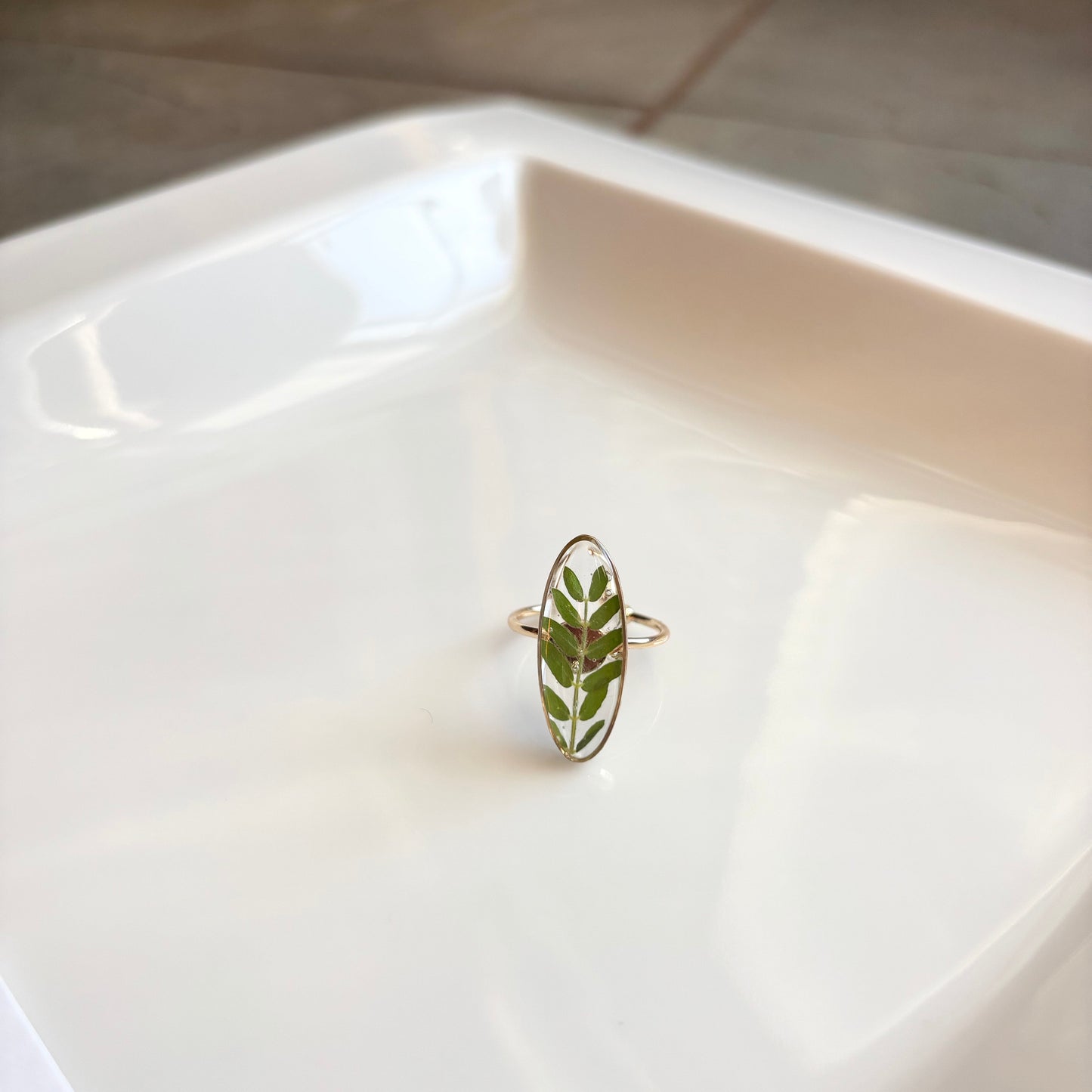 Pressed green leaf Ring